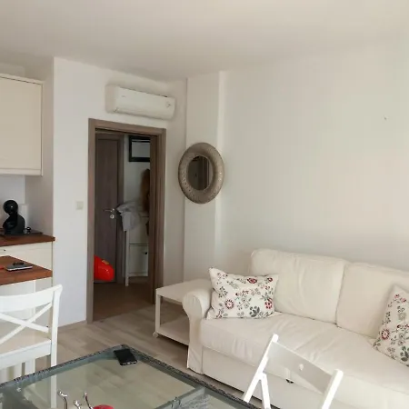 Apartment карпе дием Balchik